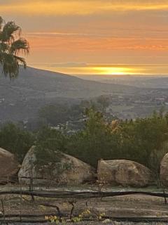 Rustic Ridge Vineyards Cottage - Jamul - 0