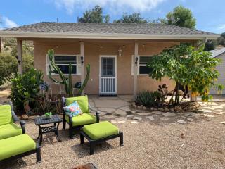 Rustic Ridge Vineyards Cottage - Jamul - 4