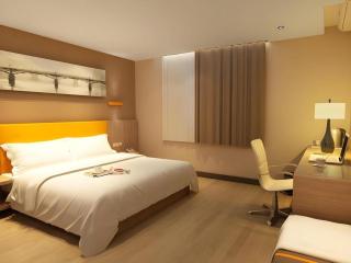 7 Days Inn Aksu Airport - Wensu - 2