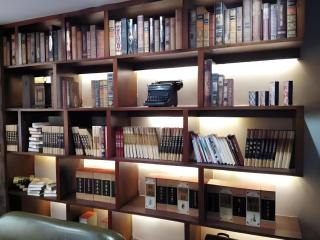 James Joyce Coffetel Shijiazhuang the Mixc Xinbai Plaza Metro Station - Shijiazhuang - 2