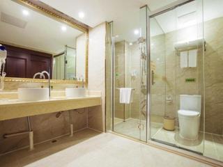Vienna Hotel Yangzhou Outlets Plaza He Garden - 3