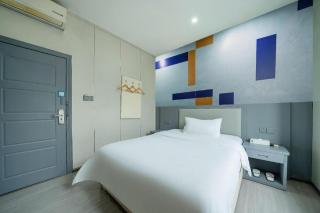 Pai Hotel Guiyang Daximen West Zhongshan Metro Station - Guiyang - 2