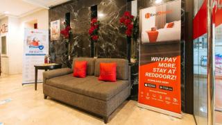 RedDoorz Premium near Greenbelt Makati - Vaccinated Staff - Manilla - 4
