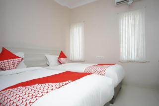 Super OYO 270 Madinah Residence Syariah - Talang Kelapa - 1