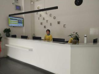7 Days Inn·Quanzhou Dehua Cidu Avenue - Dehua - 7