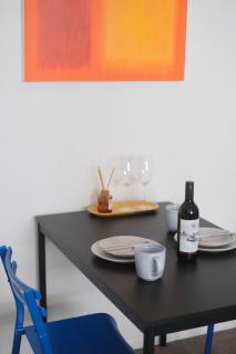 Super Convenient 1BR Apt Free Parking & study - Sidney - 8