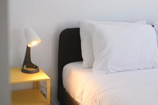 Super Convenient 1BR Apt Free Parking & study - Sidney - 9