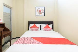 SUPER OYO 890 Dewi Fortuna Guest House - Yogyakarta - 1