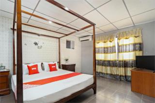 OYO 90929 DJ Hotel - Lumut - 1