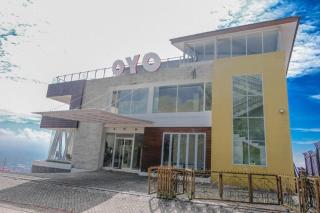 OYO 1194 Villa Bukit Panderman Residence - Malang - 7