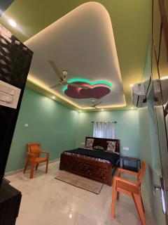 Rest & Relax Resort - Yelagiri - 1