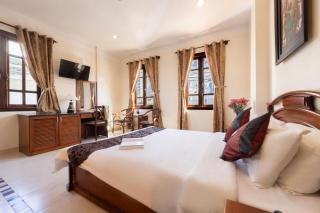 Hung Phong Hotel - Near Dalat Night Market - 0