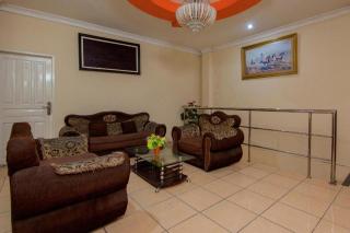 OYO 2045 Hotel 211 - Parapat - 9