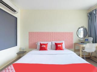 OYO 89717 Budget Star Hotel - 9