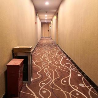 7 Days Premium Hotel Ji'an Taihe Gongnongbing Avenue - 4