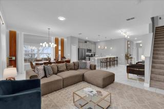 5 Bedrooms 4 Bathrooms Storey Lake 4851Rc - 9