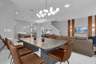 5 Bedrooms 4 Bathrooms Storey Lake 4851Rc - 3