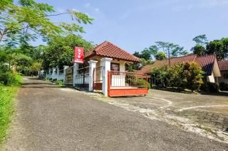 OYO 3335 Wisma Langen Werdhasih - 1