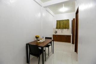 OYO 736 Jade Apartelle - Calamba - 5