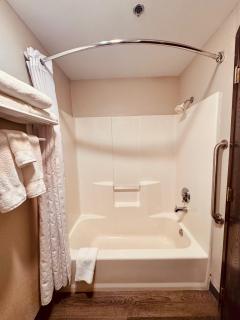 Wingate by Wyndham Anchorage Downtown - Ship Creek - Anchorage - 2