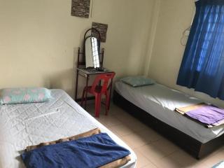 SPOT ON 90625 Super Green Grass Hotel - 1