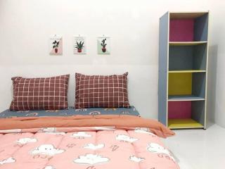 Dehome near Pakuwon Mall (Syariah) - Surabaya - 0
