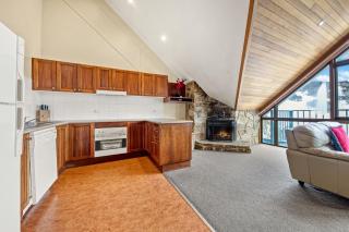 Falls Creek Country Club - 4