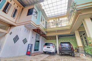 OYO 92596 Al-razzaq Guest House - Jambi - 8