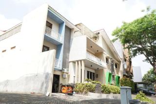 OYO 92863 Hotel Blessing - Surabaya - 2
