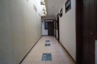 OYO 92863 Hotel Blessing - Surabaya - 3