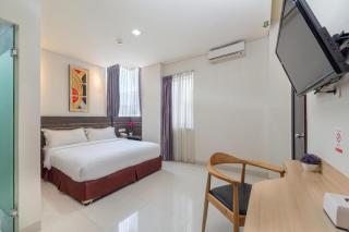 Life Hotel Soekarno Hatta Makassar - Makassar - 1