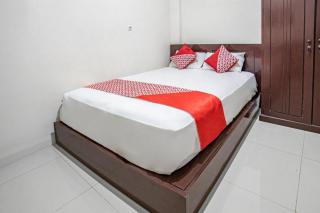 OYO 93477 Almahyra Guest House Syariah - Jambi - 0