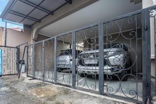 OYO 93477 Almahyra Guest House Syariah - Jambi - 2