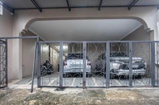 OYO 93477 Almahyra Guest House Syariah - Jambi - 1