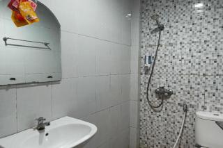 OYO 93929 Erbee Inn - Makassar - 9