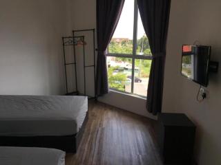 BENUTHOMESTAY - Kampong Parit Tengah - 9
