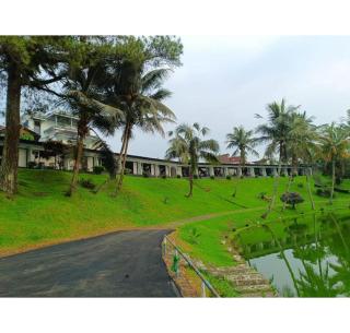 Capital O 94094 New Lembah Nyiur - Puncak - 4