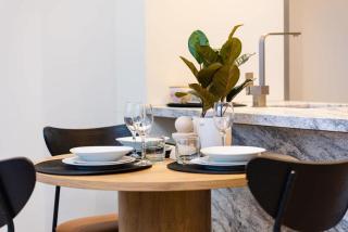 1Br1Ba1S Sophisticated Apt Southern Cross ASP-40 Gym Pool Sauna - Melbourne - 1