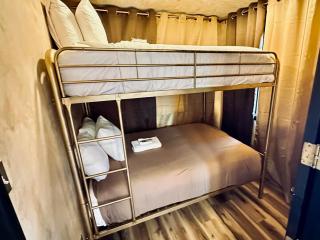 LUXX - Two Bedroom Suite - Bunk Room - Ranchos de Taos - 2