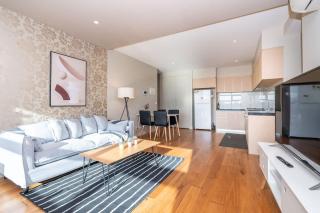 Spacious 2BR Apt Flagstaff Garden IST-7 - Melbourne - 0