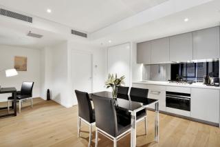Large One Bedroom with Study-ALB09203 - Sydney - 2