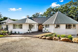 Meadows Estate - 8