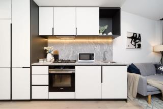 1Br1Ba1S1So High View Southern Cross WSP-44 Pool Gym - Melbourne - 7