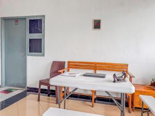 OYO 93683 Kost Naura - Macáçar - 2