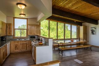 6 bdrm Blue Mountain Cottage, Private Beach Access, Hot Tub, Sauna, Table Tennis, BBQ, Petfriendly - Blue Mountains - 6