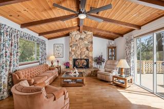Tranquil Retreat - Home with Spacious Deck & Grill home - Groveland - 0