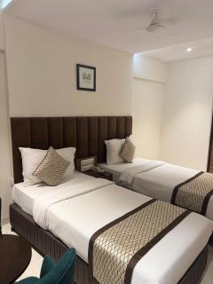 Hotel Pacific Residency - Mumbai - 1