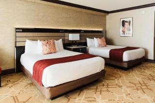 Ameristar Casino Hotel Kansas City - Kansas City - 4