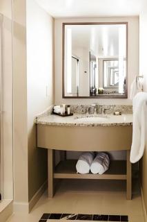 Ameristar Casino Hotel Kansas City - Kansas City - 2