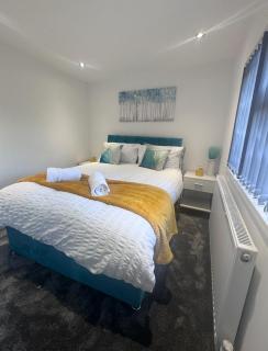 Luxury Solihull 6 bed 3 bath house 16 guests JLR HS2 BHX - Sheldon - 2